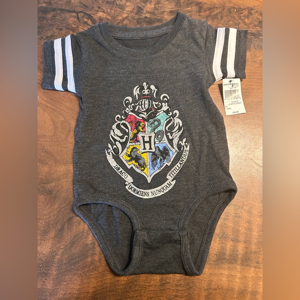 NEW Harry Potter Universal Studios Hogwarts Crest Shirt Onesie